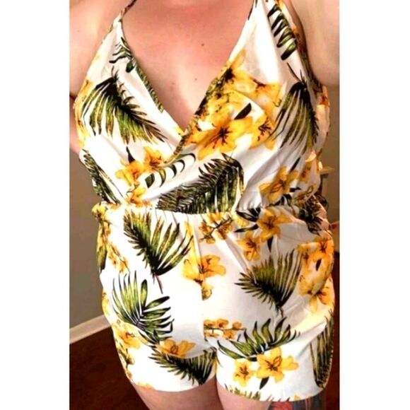 brand NEW WOMEN'S TROPICAL PRINTED ROMPER SZ 0X(12) - Picture 2 of 7